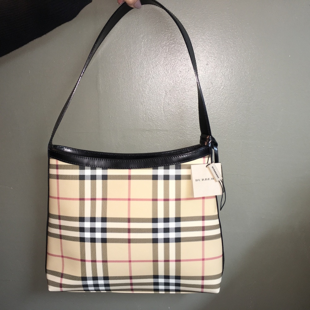 Brand New Burberry plaid tote bag, with dust bag